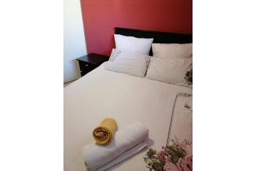 HeavenOnEarth Holiday Accommodation Apartment, Durban - 4