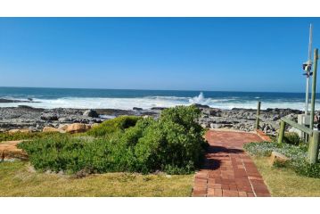 Hermanus Beach Club, Unit 67 Apartment, Hermanus - 2