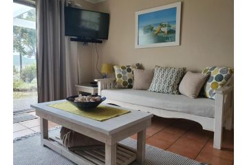 Hermanus Whale View Apartment, Hermanus - 3