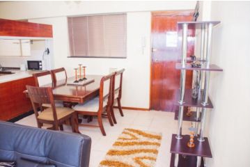 High Tide Beach Condo Apartment, Durban - 3