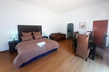 Queens Palace Apartment, Pretoria - 1