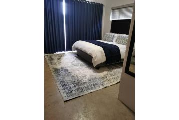 Hillsview Apartment, Roodepoort - 4