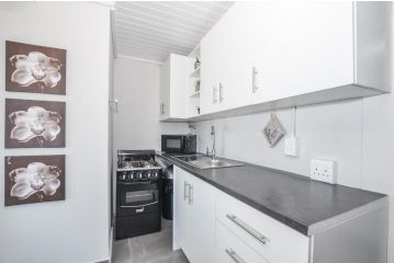 Hip-Nautic Apartment, Yzerfontein - 3