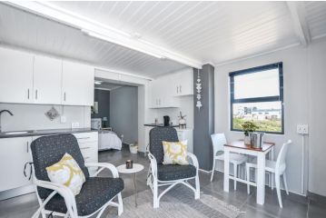 Hip-Nautic Apartment, Yzerfontein - 1