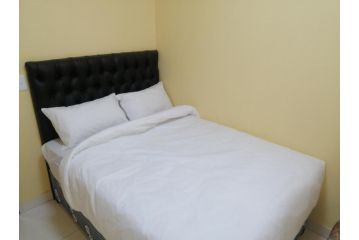 HisandHers Guesthouse Guest house, Johannesburg - 1