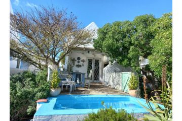 Hocus Pocus Accommodation Cottage Apartment, Paternoster - 2