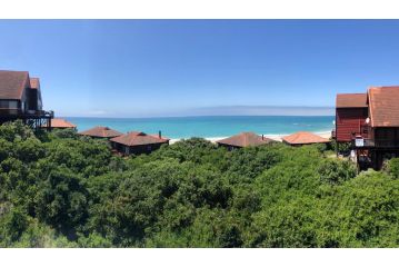 HoepHoep Houtbosch Baai Apartment, Jeffreys Bay - 1