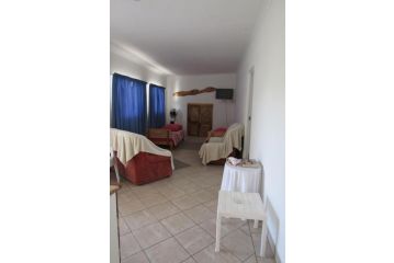 Holiday Home Lekker LÃª Guest house, Beaufort West - 3
