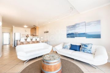 Holiday Beachfront Apartment, B11 Seaside Village, Big Bay- 3 bedroom Apartment, Cape Town - 4