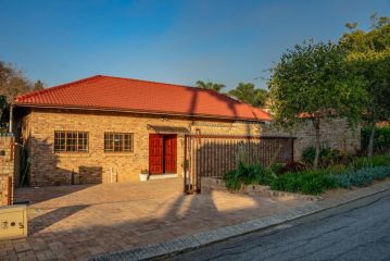 Bottle Brush Place Apartment, Roodepoort - 1