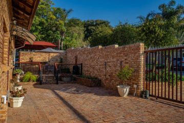 Bottle Brush Place Apartment, Roodepoort - 5