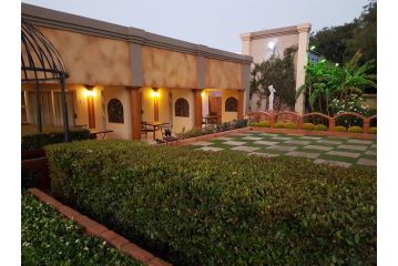 Homestay Travel Guest house, Roodepoort - 2
