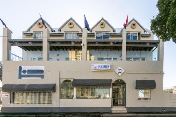 Honeymoon Suites Strand Helderberg Apartment, Cape Town - 1