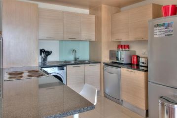 Horizon Bay 702 Apartment, Bloubergstrand - 4