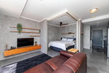 Horizon Bay Beachfront Studio Apartment, Cape Town - 1