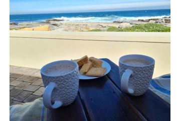 House 10-on-Sea Guest house, Hermanus - 2