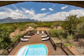 Stunning Mountain Views From A 3-Bedroom Home With Pool Guest house, Hoedspruit - 2