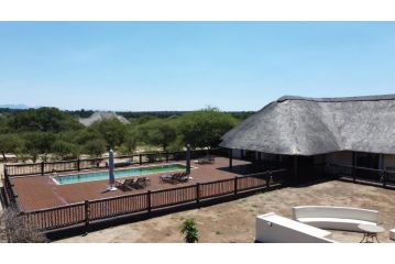 Wildlife Estate House With Mountain Views & 12-Meter Pool Guest house, Hoedspruit - 2