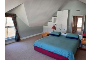 Hout Bay Gem - great FAMILY duplex value for Summer Apartment, Hout Bay - 3