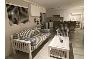 Huis by die See Guest house, Hermanus - 1