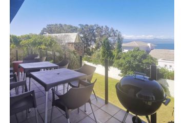 Hutten Guest house, Plettenberg Bay - 1