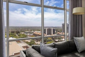Hydro Sandton Penthouse Apartment, Johannesburg - 3