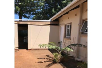 Ian and Pam's Flatlet Apartment, Empangeni - 1