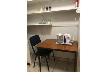 Ian and Pam's Flatlet Apartment, Empangeni - 5