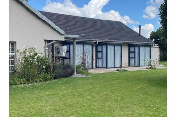 Iceberg Venue, Guest Lodge & Events place Bed and breakfast, Benoni - 1