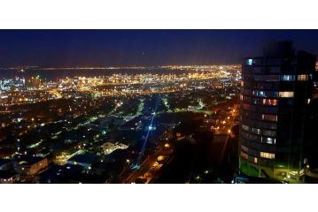 Disa Park 17th Floor Apartment with City Views Apartment, Cape Town - 1