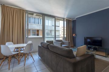 Ideal City Apartment With Rooftop Views Apartment, Cape Town - 2
