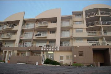 Idwala Tides Cozumel Umdloti - Step out onto the Beach Apartment, Umdloti - 5
