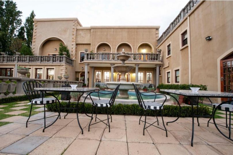 IL Castello Hotel, Clarens - imaginea 1