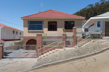 Ilkley Crescent 5 Apartment, Cape Town - 2