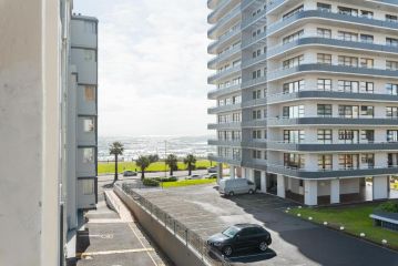 Illovo Court 15 Apartment, Cape Town - 5