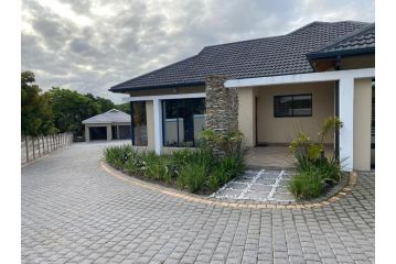 iMpongo Royal Lodge Guest house, Richards Bay - 5