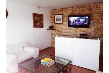 Inams guest House Apartment, Cape Town - 5