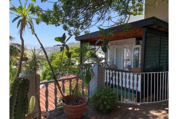 Independent quaint flat, close to beach Apartment, Cape Town - 5