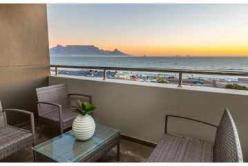 Modern Beachfront with Ocean Views - Infinity G9, Blouberg, Cape Town Apartment, Bloubergstrand - 1