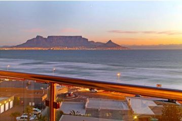 Infinity Oceanview 303A Apartment, Bloubergstrand - 1