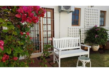 Innes Road Durban Accommodation 2 bedroom private unit Apartment, Durban - 4