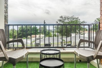 Insaka 1 The Blyde Crystal Lagoon Experience Apartment, Pretoria - 4