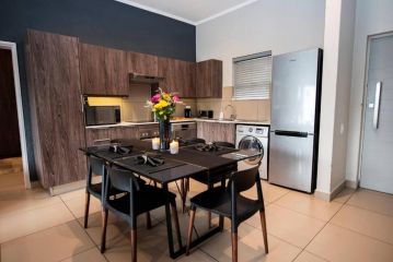 Stays With DMWA Apartment, Johannesburg - 1