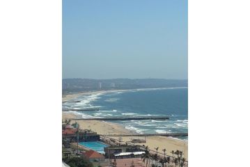 Into The Blue on the Beach Apartment, Durban - 1