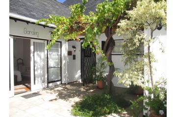 Invergara Guest house, Cape Town - 2