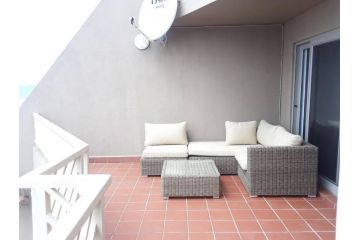 Isikhulu.53-55 North beach ,Umdloti. KwaZulu-Natal Apartment, Umdloti - 5