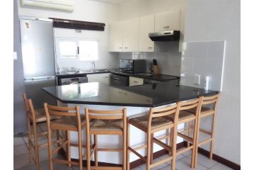 Isikhulu.53-55 North beach ,Umdloti. KwaZulu-Natal Apartment, Umdloti - 3