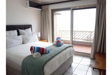 Isikhulu.53-55 North beach ,Umdloti. KwaZulu-Natal Apartment, Umdloti - 1