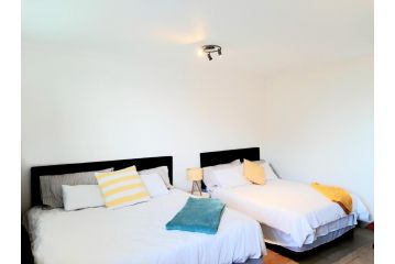 Island like getaway on Umdloti Beach! Apartment, Umdloti - 1