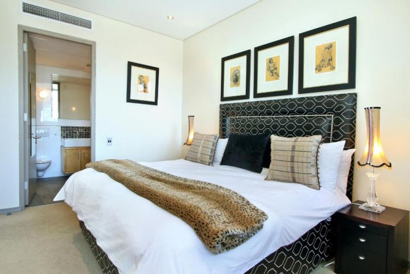 Luxury Cartwrights Corner Apartments with Juliette balconies Apartment, Cape Town - imaginea 12